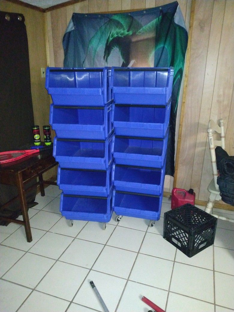 Stack Able Bins On Wheels