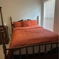 Full To Queen Guest Bedroom Set