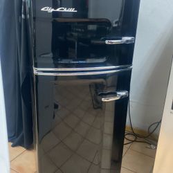 Big Chill Refrigerator 