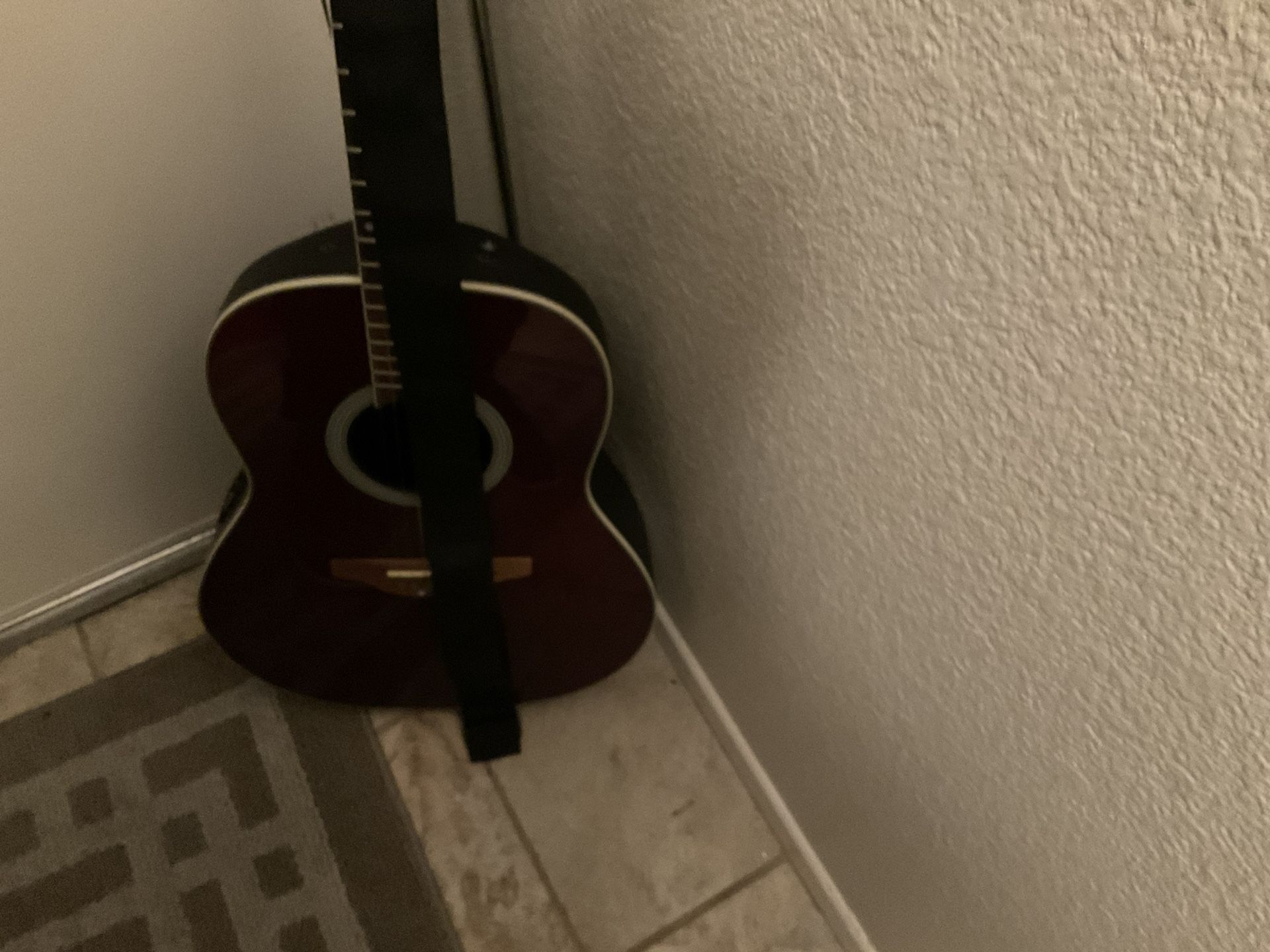 Left Handed Applause Acoustic Electric With Hard She’ll Case