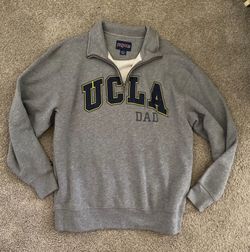UCLA Dad Sweater Size Large