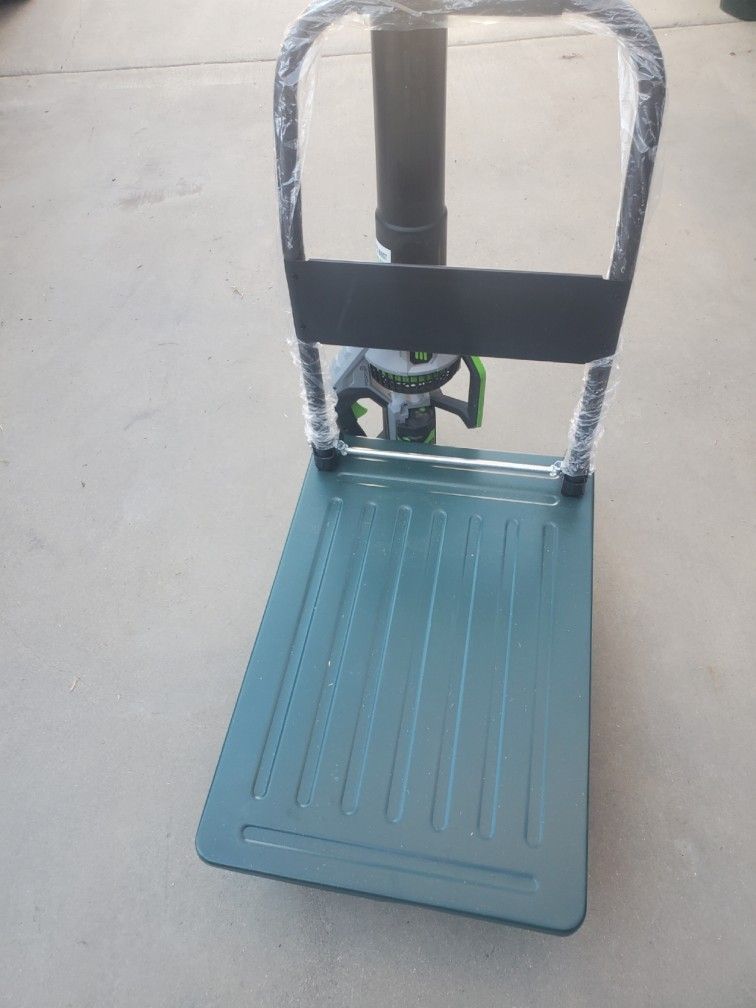 Push Cart, Rolls Nicely