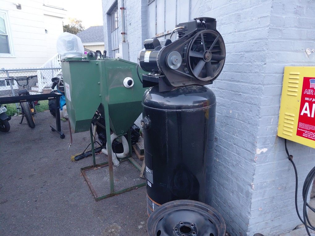 Air Compressor  And Sand Blaster 