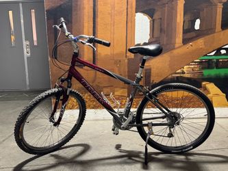 Trek Navigator 200 Hybrid bike