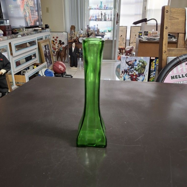 Europa Bud Vase Emerald Green Glass Ribbed Cylindrical Vintage 1960's 8.5" Tall 