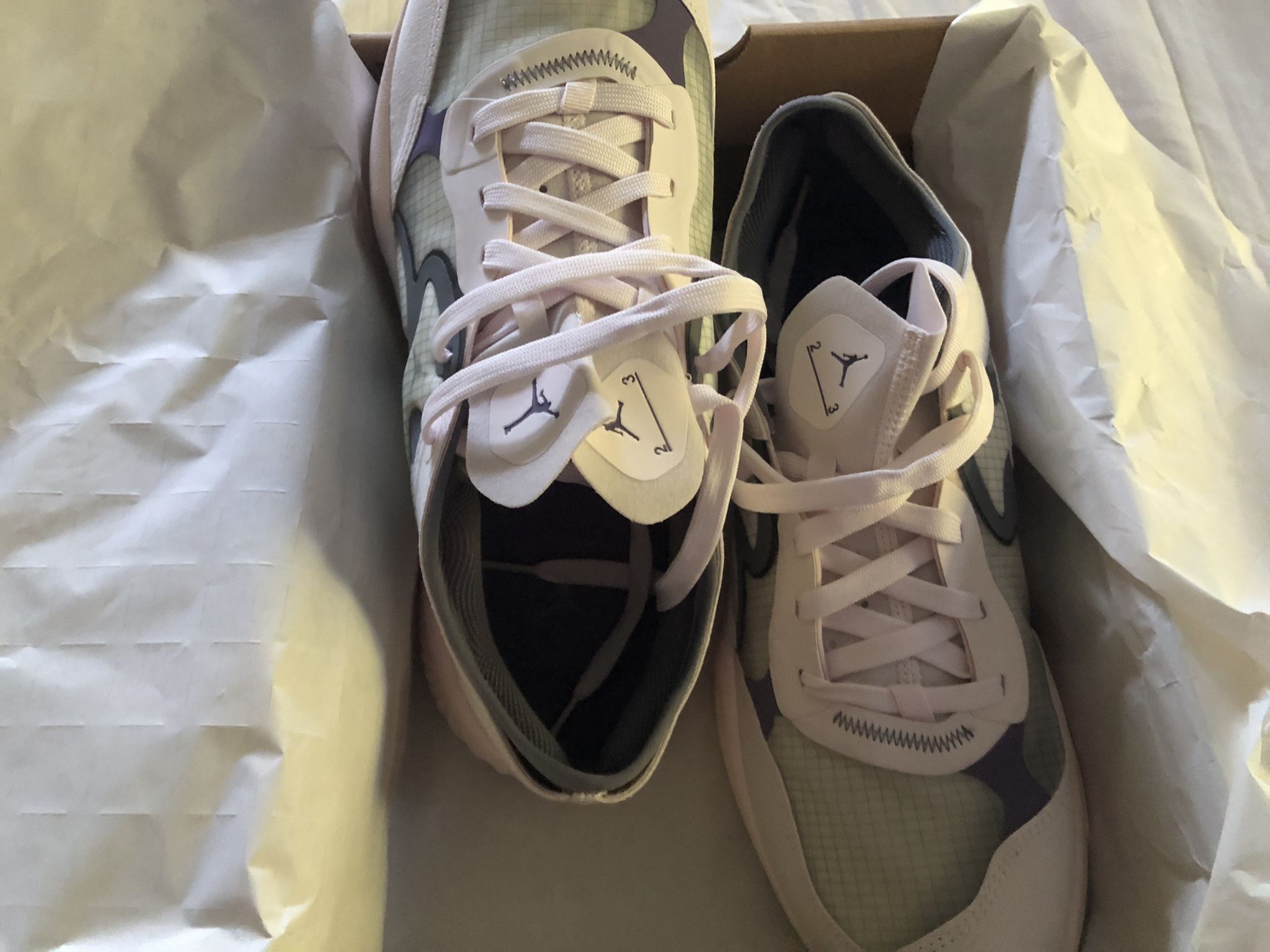 Nikey, Converse And Clark’s Brand New Men’s Shoes