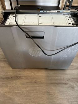 HP Z820 Workstation Desktop for Parts or Repair – No Hard Drive