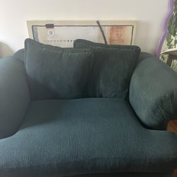 Vintage Green Couch Patterned Pillows Love Seat