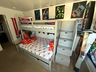 Twin over full bunkbed with trundle