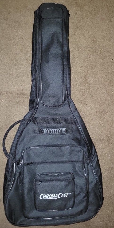Traveling guitar bag