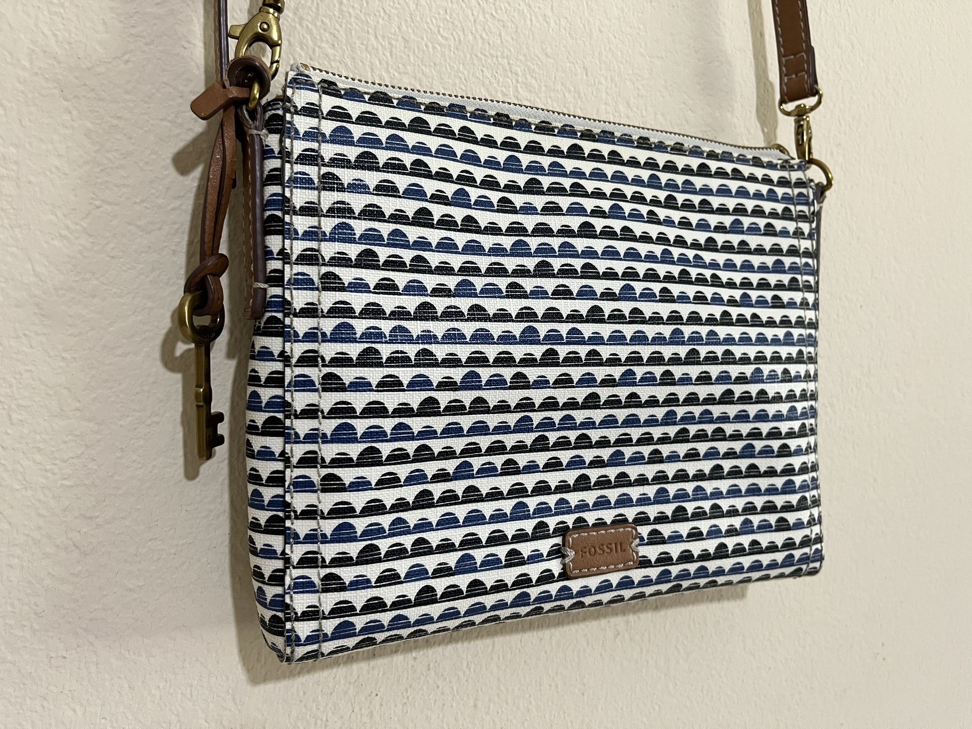 FOSSIL Women's Crossbody BAG 🌸