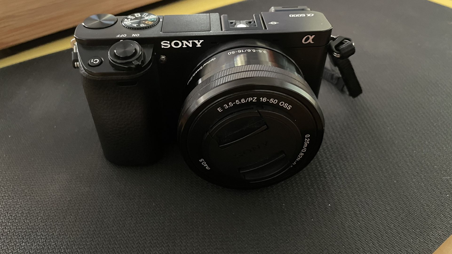 Sony A6000