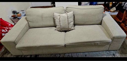 Couch **READY FOR PICK UP**
