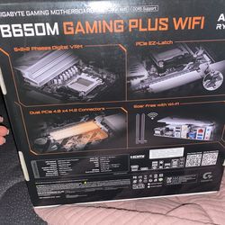 GIGABYTE B650M GAMING PLUS WI-FI