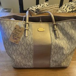 Michael Kors Tote