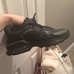 Women’s Nike Air Max Fire 