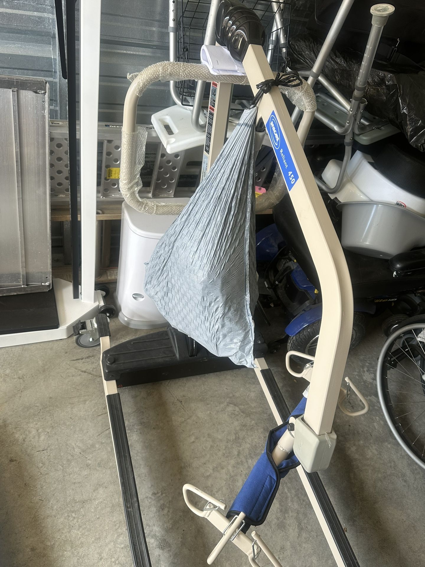 Brand New Electric Hoya Lift / W Harness