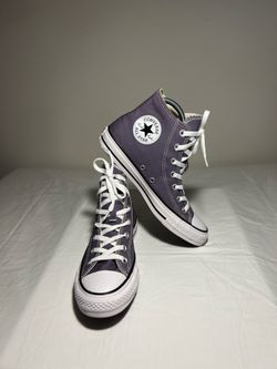 Converse Unisex Men’s 6/ Women’s 8 Chuck Taylor All Star High-Tops "Moody Purple"
