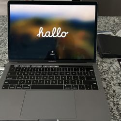 2019 13” MacBook Pro i5 