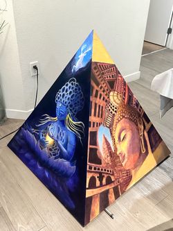 Oil Painting on Wooden Pyramid Art Sculpture