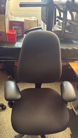 Desk chair