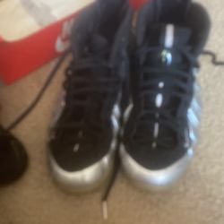 Used chroam foams for sell 100$size 8.5 NEED GONE TODAY