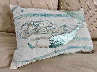 Mermaid Decorative Throw Pillow with Sequin Tail