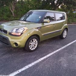 2013 Kia Soul 1 Owner 90k 0 Accident $4999 OBO  (contact info removed)