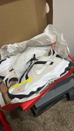 Nike TC 7900