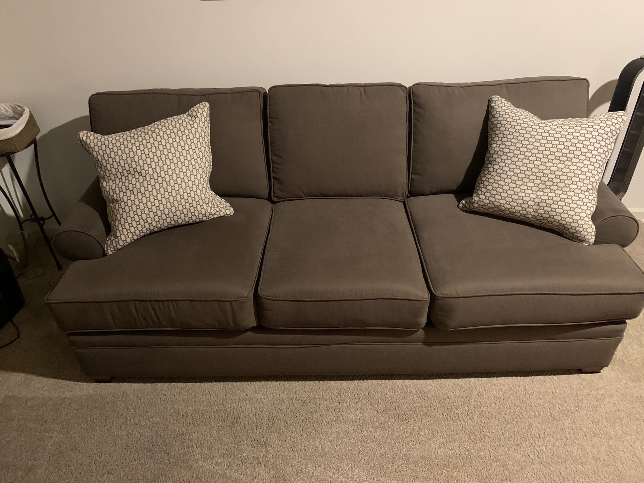 Haverty’s Sofa & Table