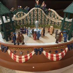 Liberty Falls Collection Themed Park Musical Wind Up 