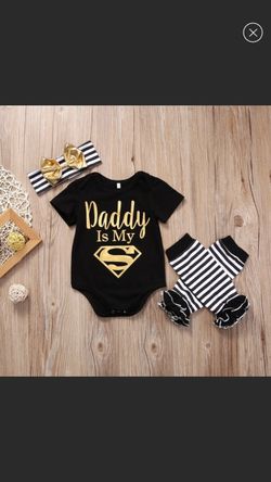 NWT Daddy is Superman baby girl 3pcs Set size 3-6m 12-18m
