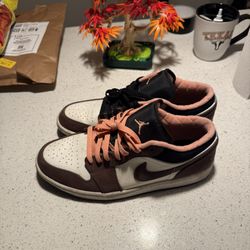 Mocha jordan 1 low