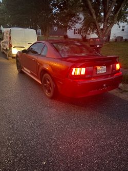 2003 ford mustang