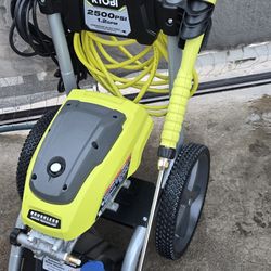 2500 rioby power washer  electric