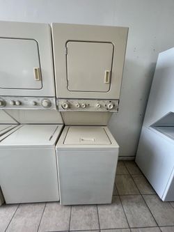Washer and dryer GE 24”