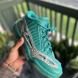 Jordan 11 Retro IE Size 10.5 Rio Teal Basketball Shoes Cement Gray w OG Box