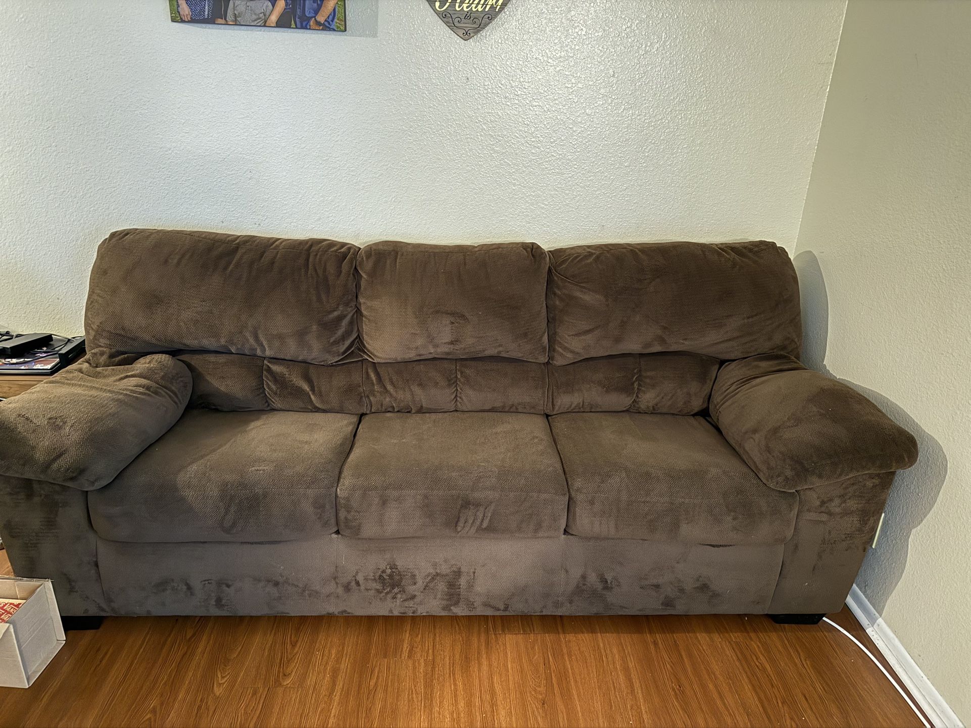 Couch rocking chair is free