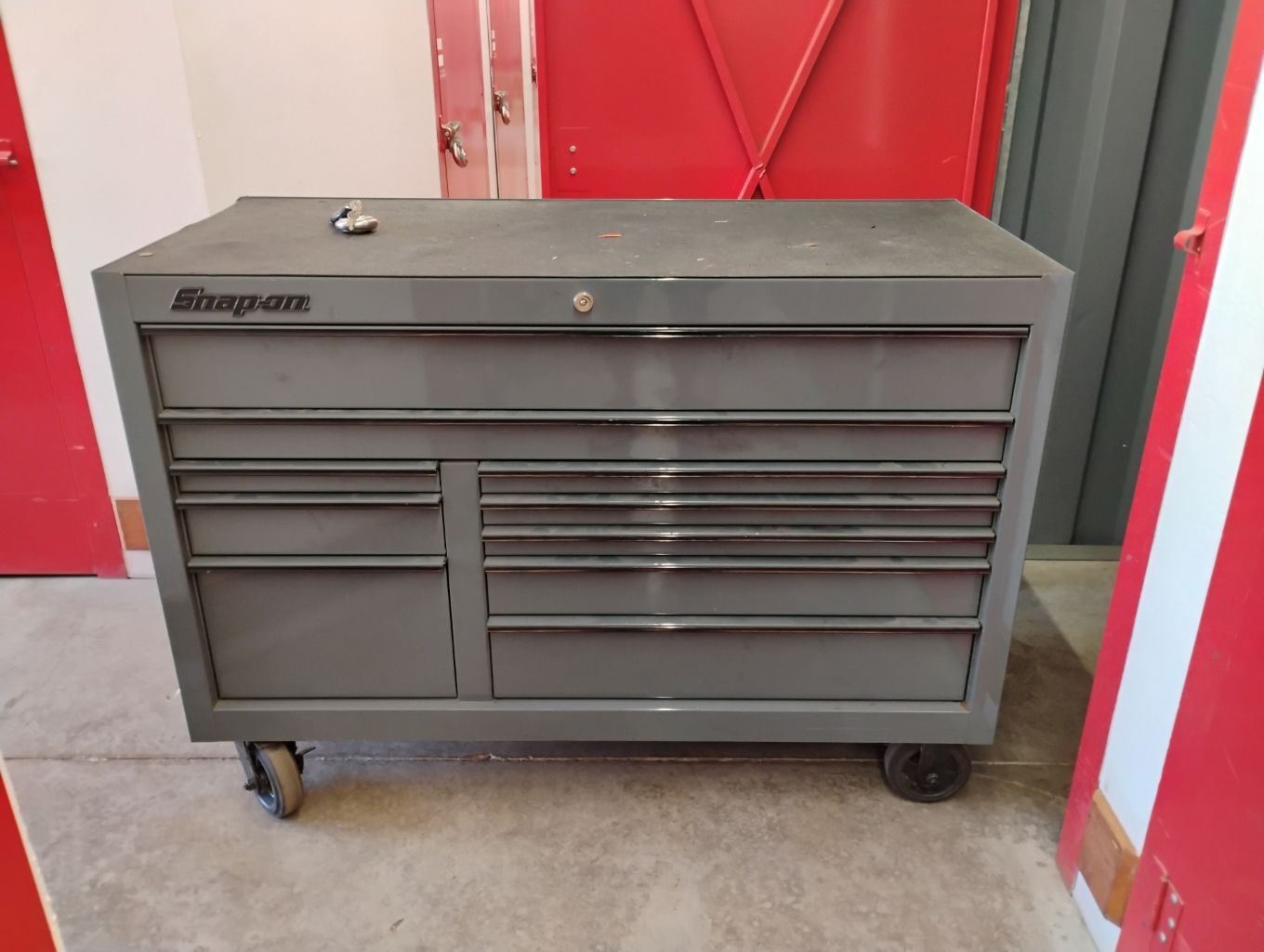 Snap on Tool Box
