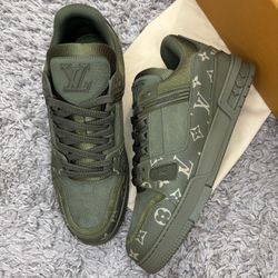 Louis Vuitton Shoe Size 11