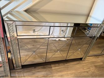 Mirrored Sideboard / Storage Cabinet