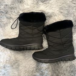 Skecher Women’s Snow Boots 