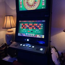IGT G20 Dual Monitor Multigame Slot Machine 
