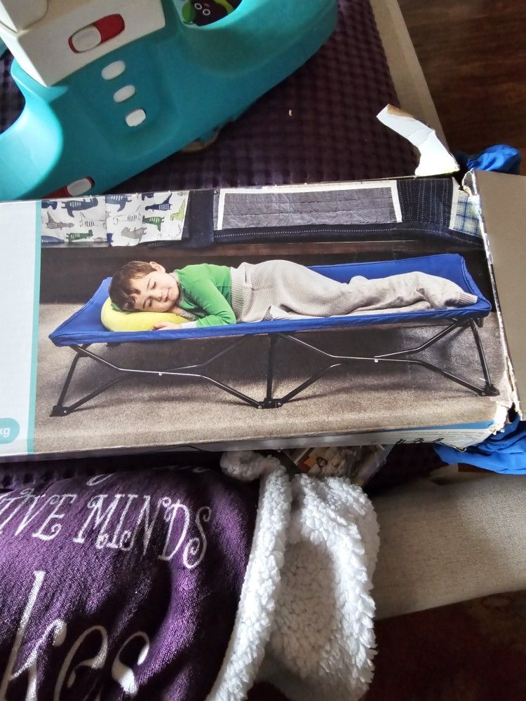 Portable Toddler Bed