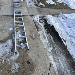 KELLER Ladder 28 Ft