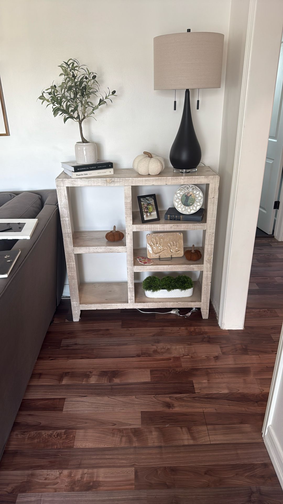 Entry Shelf Cabinet 