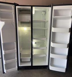 GE REFRIGERATOR
