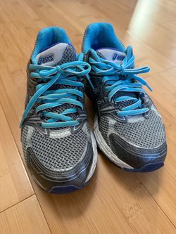 ASICS Women8 shoes