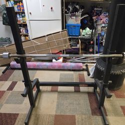 Sqaut Rack And Barbell 