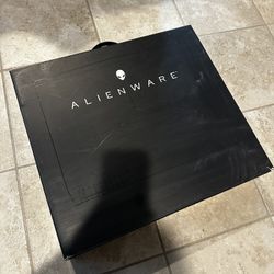 Alienware 17 R4 Gaming Laptop i7 32GB RAM